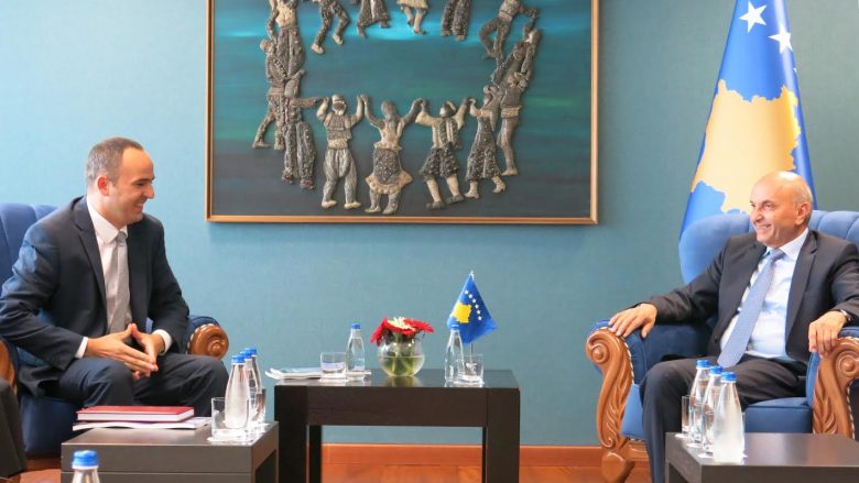 Mustafa: Shërbimi civil rol të rëndësishëm në progresin e gjithanshëm të Kosovës