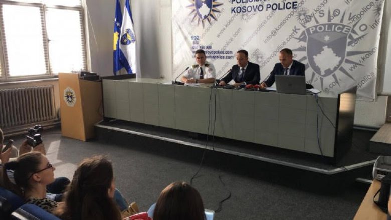 Makolli: Njëri nga të arrestuarit dyshohet se kreu sulmin në Kuvendin e Kosovës