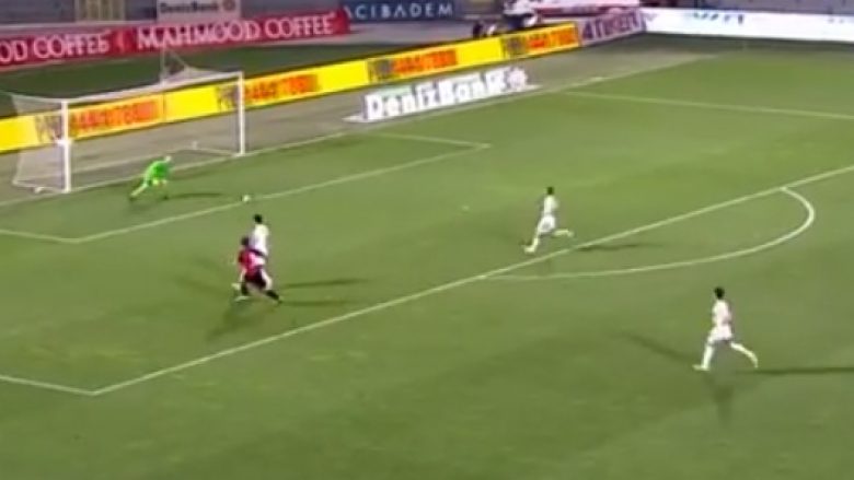 Vedat Muriqi debuton me supergol në Turqi (Video)