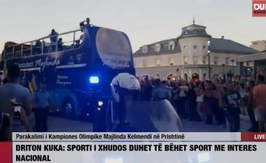Majlinda Kemendi merr rrugën drejt Pejës (Foto/Video)