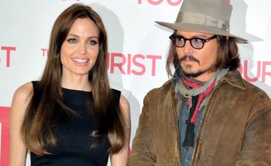 Angelina kërkon ngushëllim te Depp (Foto)