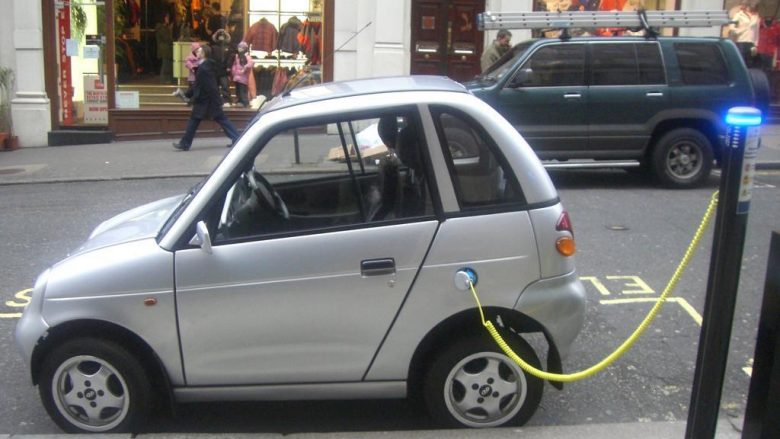 Shteti do ti subvencionojë automjetet me gaz dhe ato elektrike