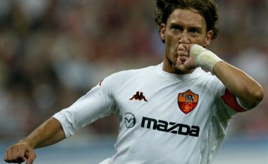 Totti zbulon se si nëna e tija e ndaloi të transferohej te Milani