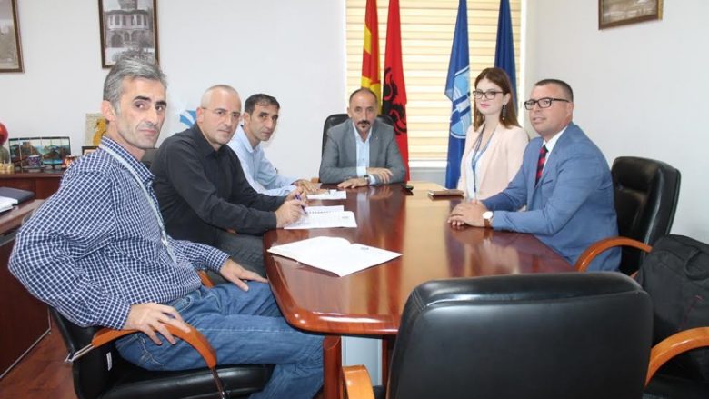 Takim biznesor për bashkëpunim në mes të komunave të Dragashit, Shtërpcës dhe Gostivarit