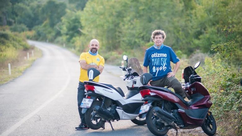 Udhëtojnë me motoçikleta, për të ndihmuar personat me autizëm
