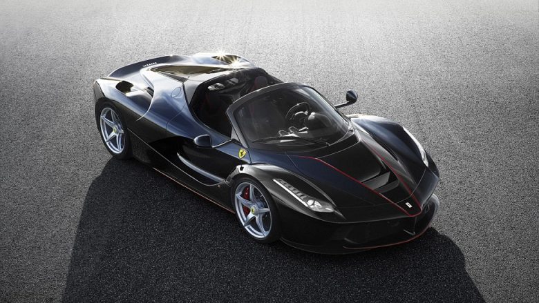 Ferrari lanson hibridin e hapur LaFerrari Aperta, që kushton 1.3 milion euro (Foto)