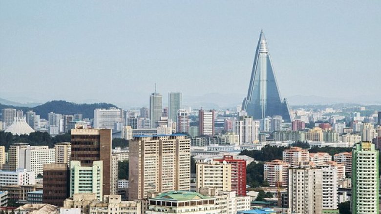 Shteti i paradokseve: Hoteli me gjashtë yje në Kore të Veriut, që vizitorët e huaj e krahasojnë me burg (Foto)
