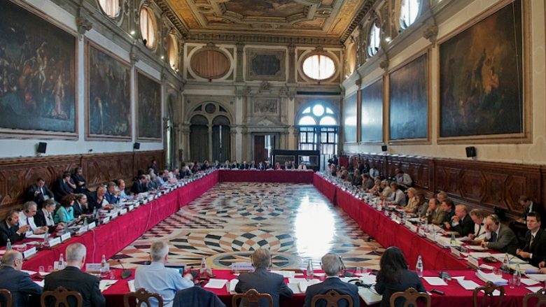 Komisioni i Venedikut përgëzon propozim ligjin për Këshillin Gjyqësor në Maqedoninë e Veriut