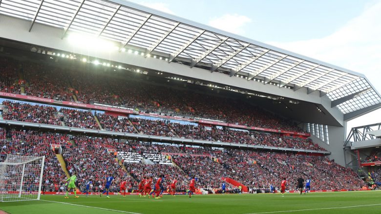 Kampionët nëpërkëmbën nga Liverpooli në Anfield (Video)