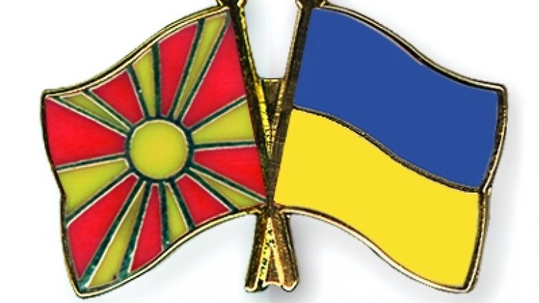 Ukraina i heq vizat për Maqedoninë e Veriut