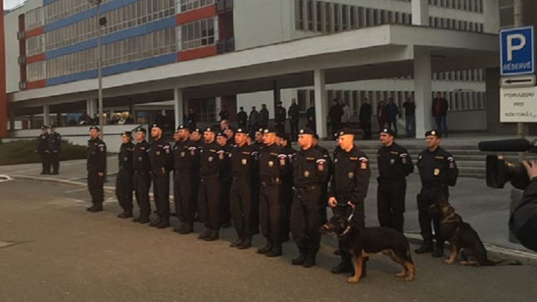 Policët çekë do të ndihmojnë në kufirin e Maqedonisë me Greqinë deri në fund të vitit