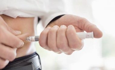 Shpërndahen dozat e reja të insulinës: Pacientët ankohen për manualët në gjuhën angleze (Foto)