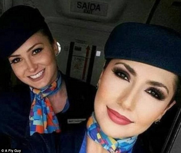 Stjuardesat në garën për selfien me te bukur foto 15