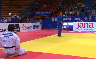 Akil Gjakova mposht rusin për të shkuar në gjysmëfinale, konsiderohet pretendent për medalje (Video)