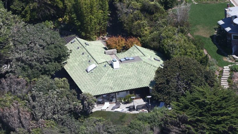 Asgjë e rastësishme, Jolie e kishte planifikuar divorcin – kjo është shtëpia që ajo e paguan 95 mijë dollarë në muaj (Foto)