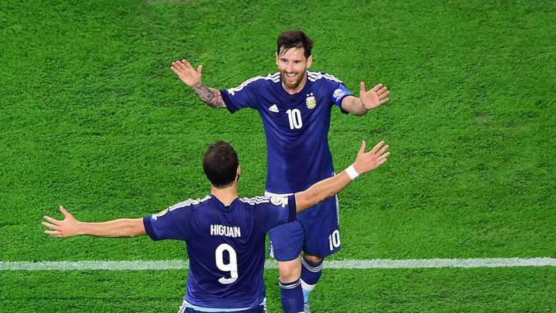 Argjentina publikon listën për ndeshjet e tetorit, Messi dhe Higuain udhëheqin sulmin