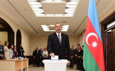 Referendum në Azerbajxhan për “rritjen e pushtetit” të presidentit
