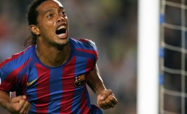 Barcelona nënshkruan përsëri me Ronaldinhon