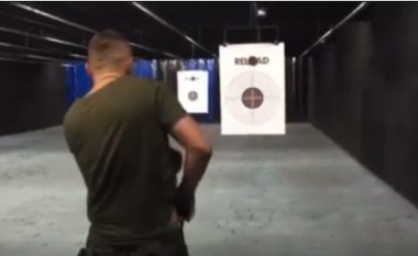Shikoni si i përdor armët vëllai i Cozmanit, i përfshirë në përleshjen me Noizyn (Video)