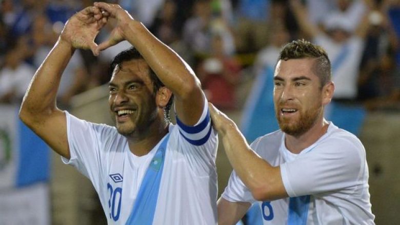 Sulmuesi i Guatemalas tejkalon Ronaldon për t’u bërë golashënuesi kryesor aktivë në nivel ndërkombëtar