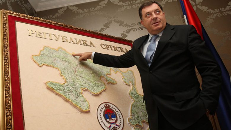 Dodik kërkon kushtetutë të re për fillimin e ndarjes së Republikës Serbe