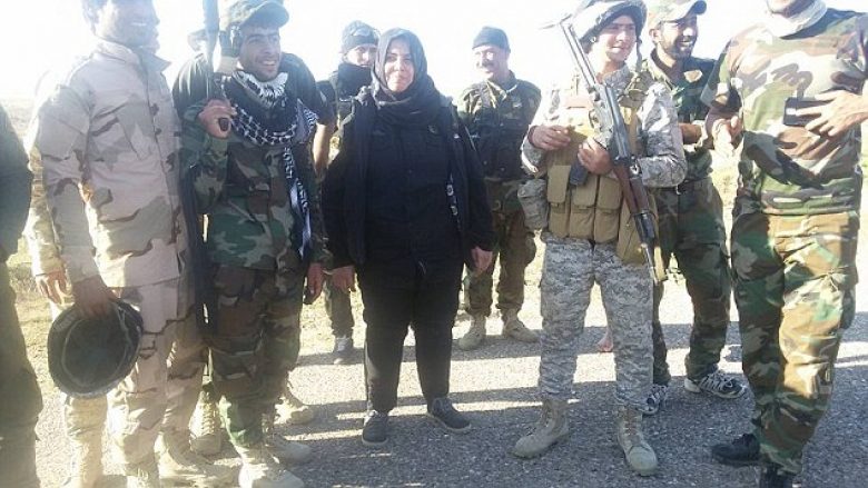 “Ua pres kokat, i ziej dhe ua djeg trupin”: Kjo është gruaja më e kërkuar nga ISIS (Foto/Video)