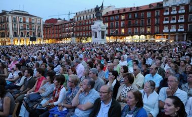 E gjithë Spanja në shesh për Ermonela Jahon (Foto/Video)