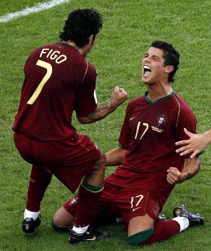 Luis Figo dhe Cristiano Ronaldo si bashkëlojtarë te Portugalia. 