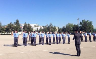 Betohen 16 kadetë të FSK-së, në mesin e tyre edhe Luan Haradinaj