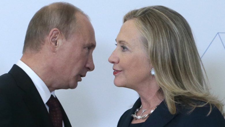 Dyshohet se Vladimir Putin e helmoi Hillary Clintonin (Video)