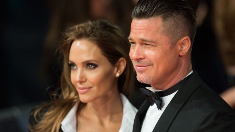 Brad Pitt thyen heshtjen pas shkurorëzimit me Angelina Jolien