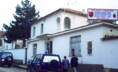 Shqiptari kërcënon biznesmenin italian: “10 mijë euro ose të zhduka”!