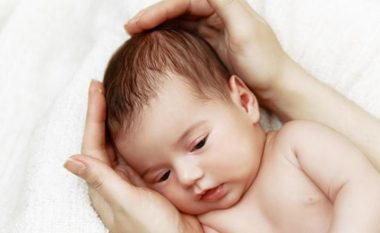 Kraniosinostoza: Kur koka e foshnjës rritet në mënyrë jonormale