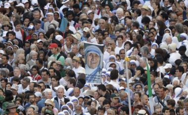 Edhe pak nga Shenjtërimi i Nënë Terezës, Mesha do të drejtohet nga Papa Françesku