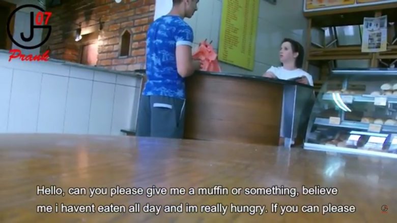 Eksperiment social: Furrtarët e Gjakovës s’e kthyen prapa “lypsarin e uritur” (Video)