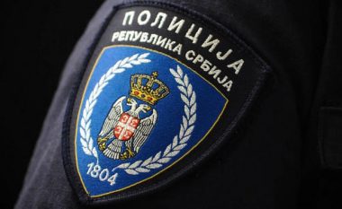 MUP-i serb futet në Kosovë, arreston njerëz, bashkëpunon me policët serbë e Prishtina s’di gjë?!