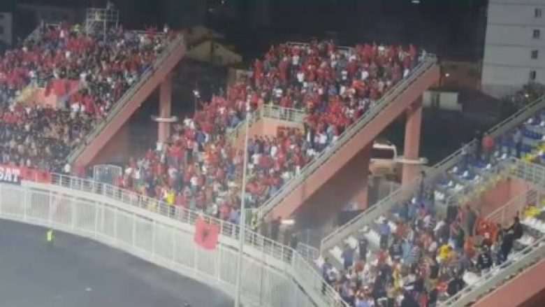 Shqipëri-Maqedoni, shënohet incidenti i parë brenda stadiumit (Video)