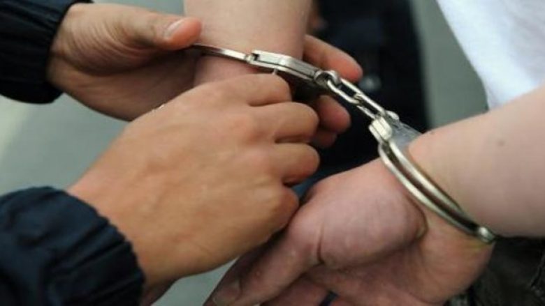 Arrestohet i dënuar me 18 vjet burg për një vrasje në Greqi