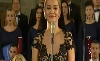Rita Ora fjalim emocionues për Nënë Terezën