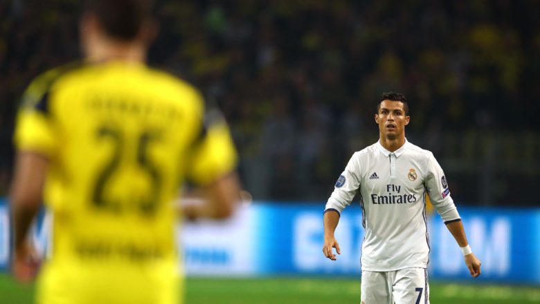Ronaldo mund të dënohet me tri ndeshje moslojë shkaku i këtij veprimi (Video)
