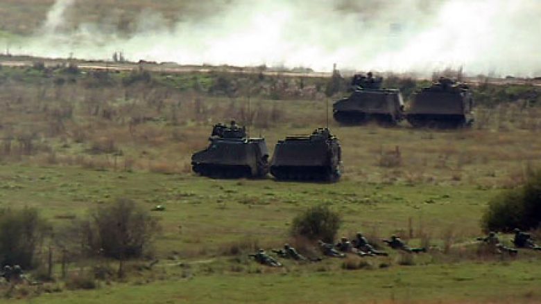 Ushtarakë rusë në Shqipëri