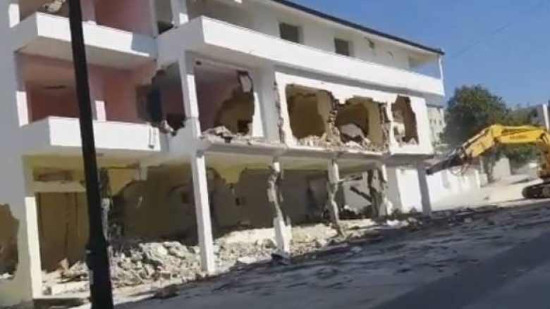 Nuk ka nevojë për tritol, ja si i bëjnë shembjet e ndërtesave shqiptarët (Video)
