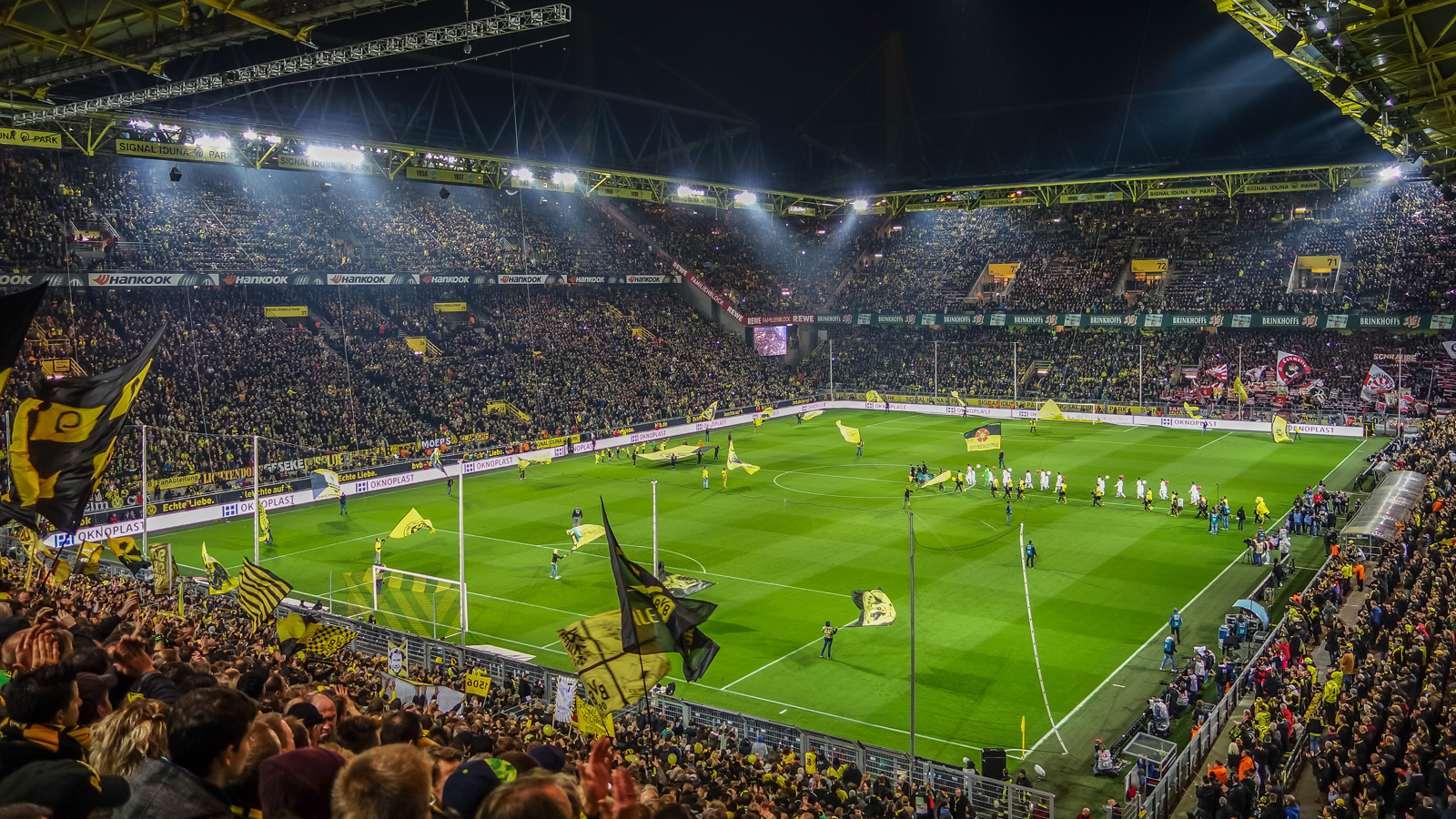 signal-iduna-park-