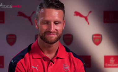 Shkodran Mustafi zbulon se sa gjuhë i flet (Video)