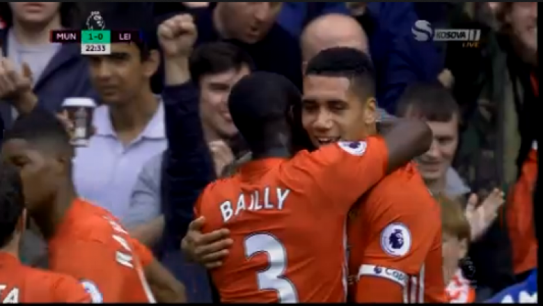 Smalling shënon, United ka epërsinë ndaj Leicesterit (Video)