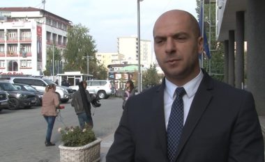 Deputeti serb i Kosovës, Simic: Policia nuk ka të drejtë ta ndalojë Gjuriqin!