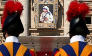 Papa Françesku: Misioni i Nënë Terezës, dëshmi e afrimit të Zotit ndaj të varfërve