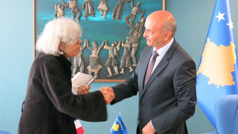 Mustafa priti ambasadoren e Francës, Maryse Daviet