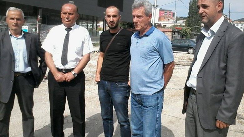 Shqiptarët e veriut të Mitrovicës kërkojnë kushte për jetë normale