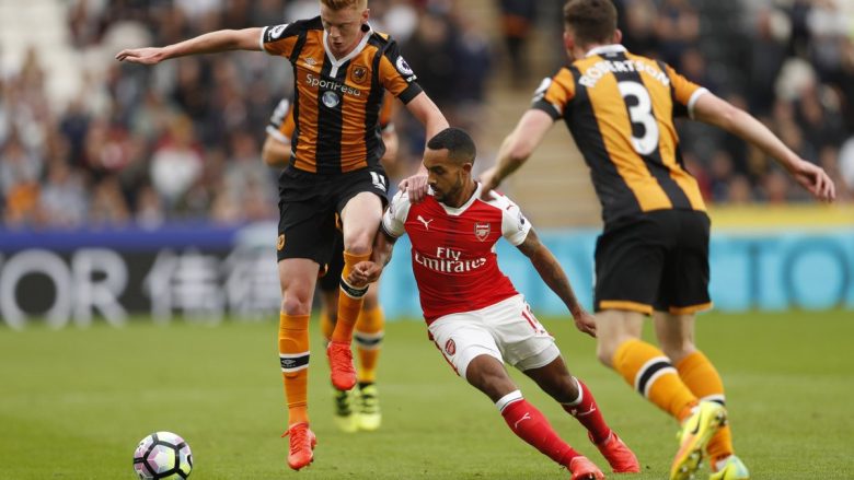 Walcott dyfishon epërsinë e Arsenalit pas një asisti me thembër nga Iwobi (Video)